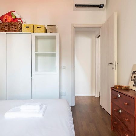 Cozy Apartment Near Central Station Milan Luaran gambar