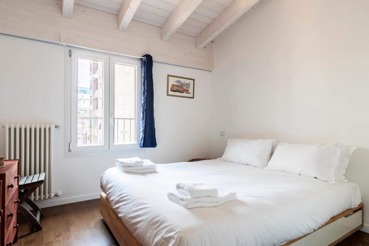 Cozy Apartment Near Central Station Milan Luaran gambar