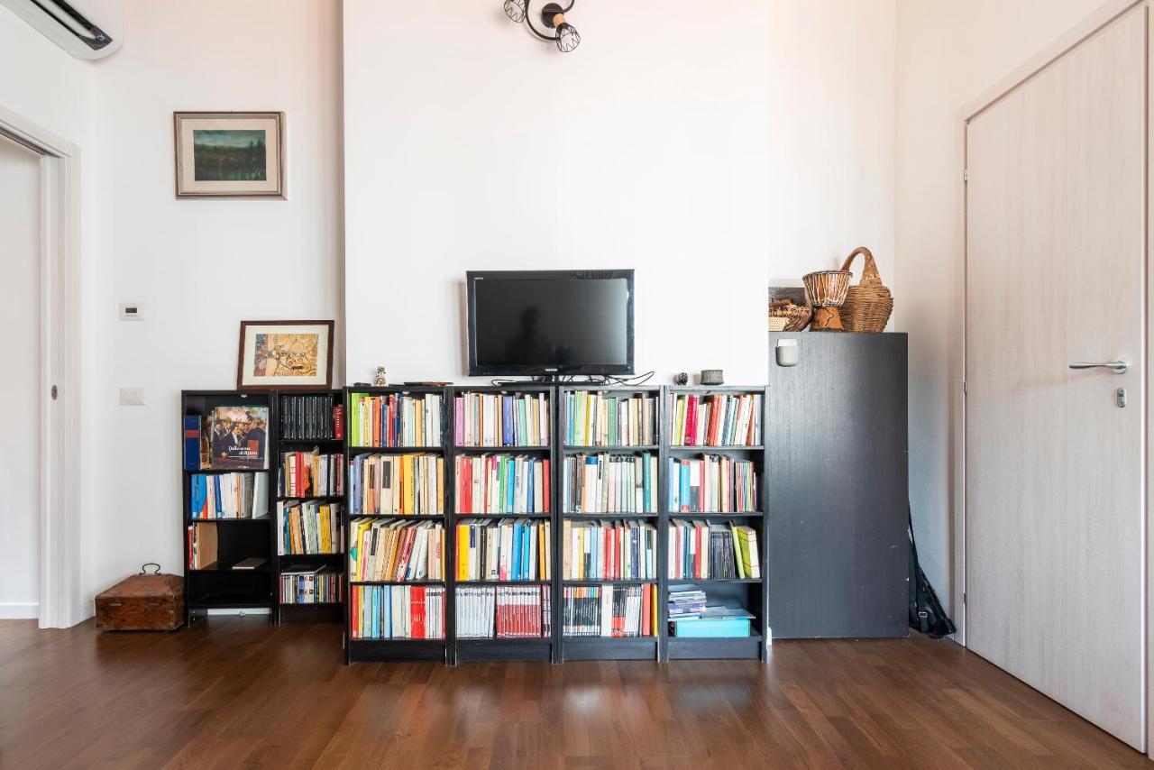 Cozy Apartment Near Central Station Milan Luaran gambar